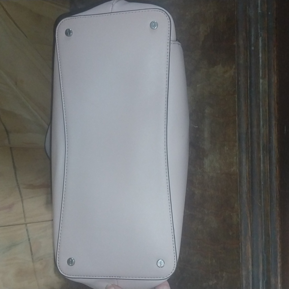 Calvin Klein purse - Picture 6 of 7